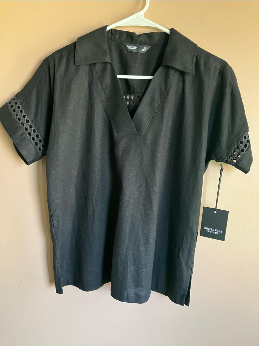 Simply Vera Vera Wang Black Short-Sleeve Collared V-Neck Polo with Lattice Trim